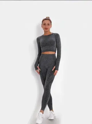 Спортивный костюм для фитеса и йоги женский