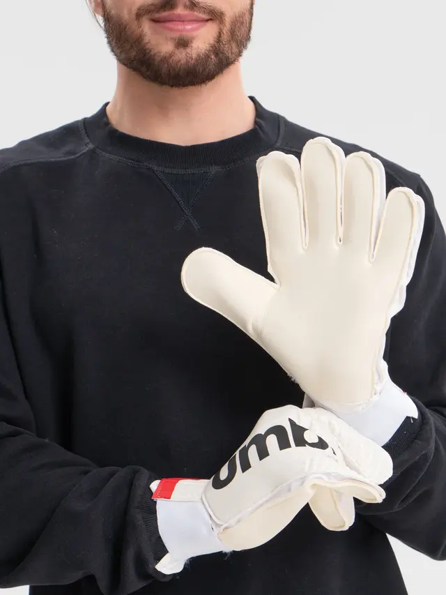 Перчатки вратарские Umbro, Mitre, Reusch — фото 3